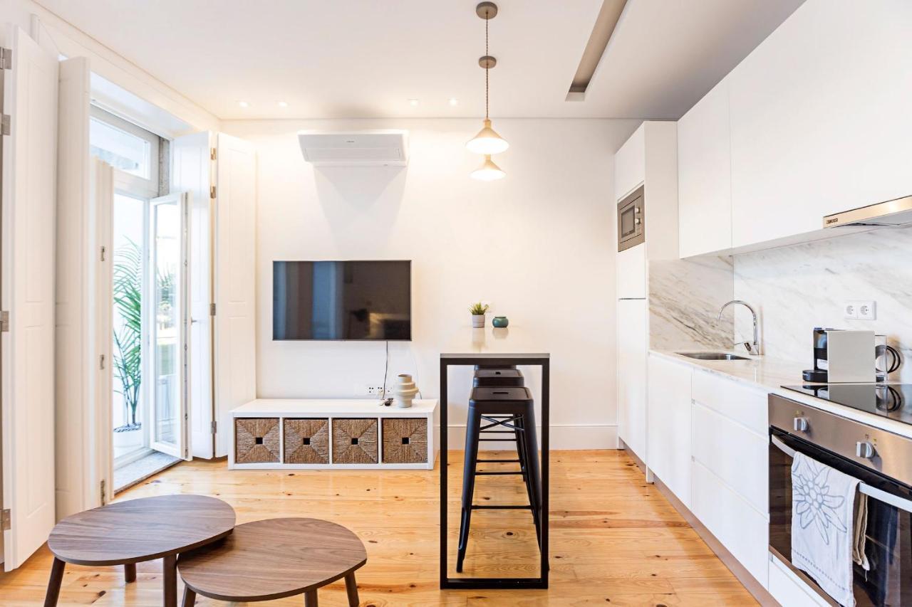Wonderful Duplex W Private Patio & Ac By Lovelystay OOporto Exterior foto